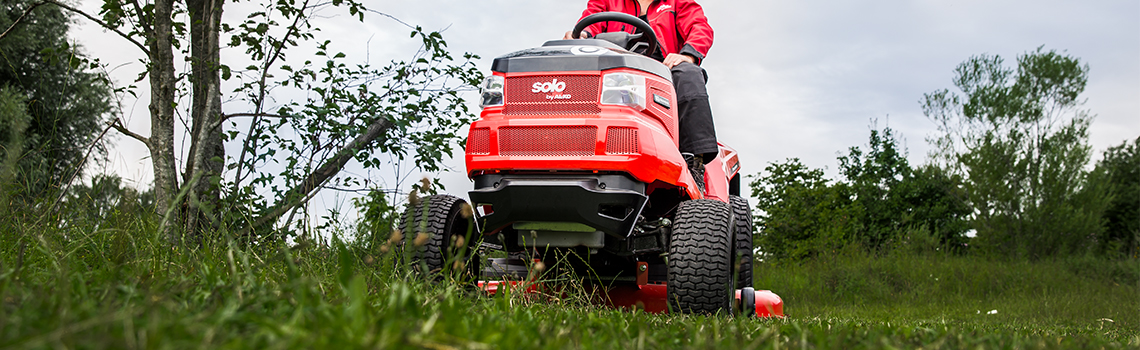 Rasentraktoren | AL-KO Rasentraktor im Einsatz