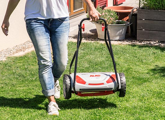 AL-KO Spindelmäher Vorteile | Platzsparend verstauen