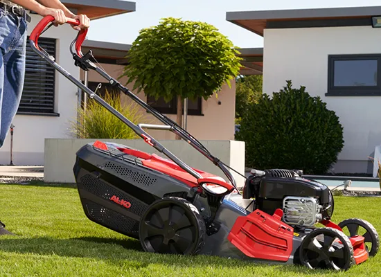 Dłuższe koszenie - Mniej przerw - Maksymalna wydajność